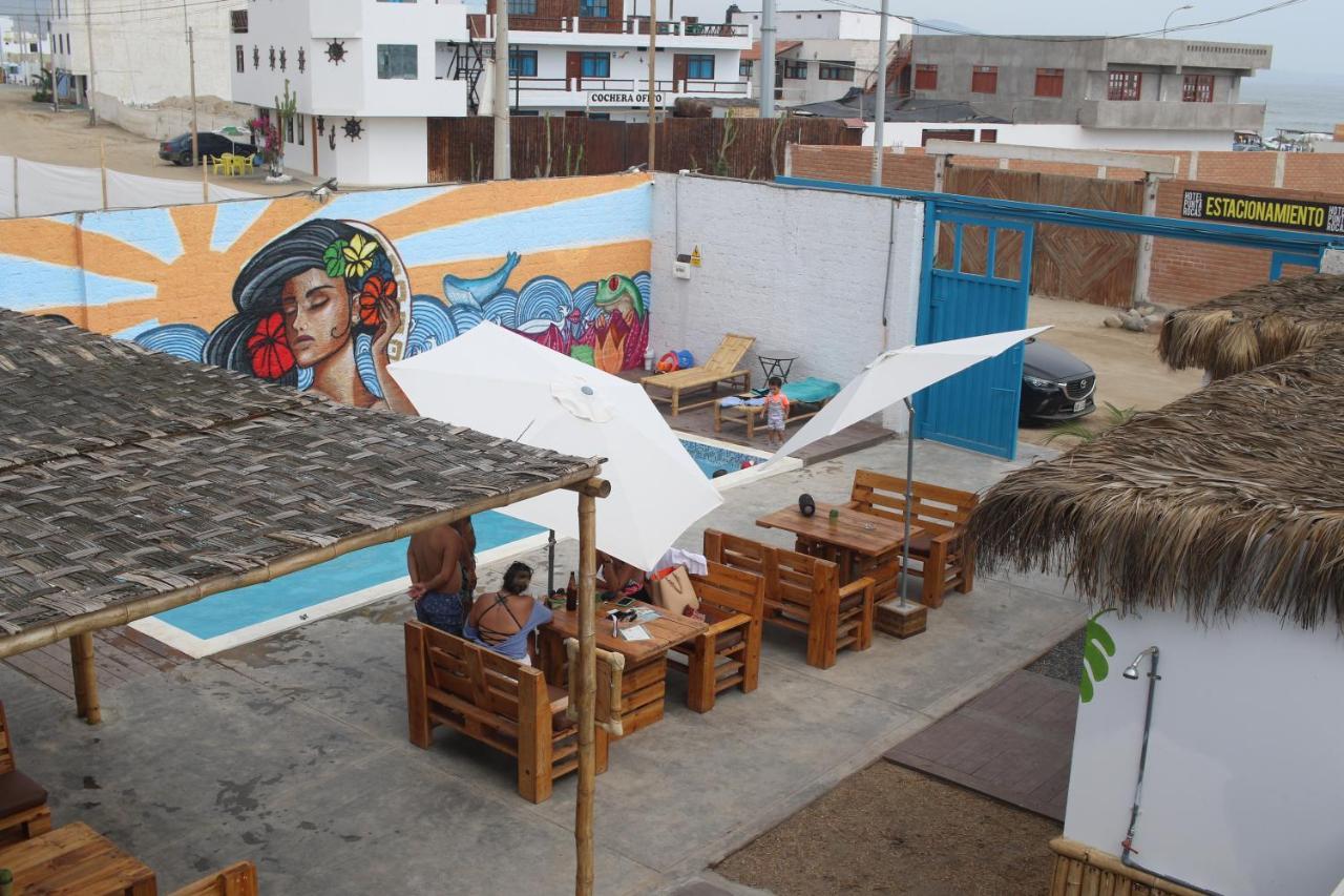 Surfari Punta Rocas Hostel Пунта Негра Екстериор снимка