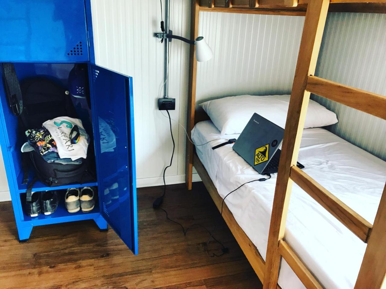 Surfari Punta Rocas Hostel Пунта Негра Екстериор снимка